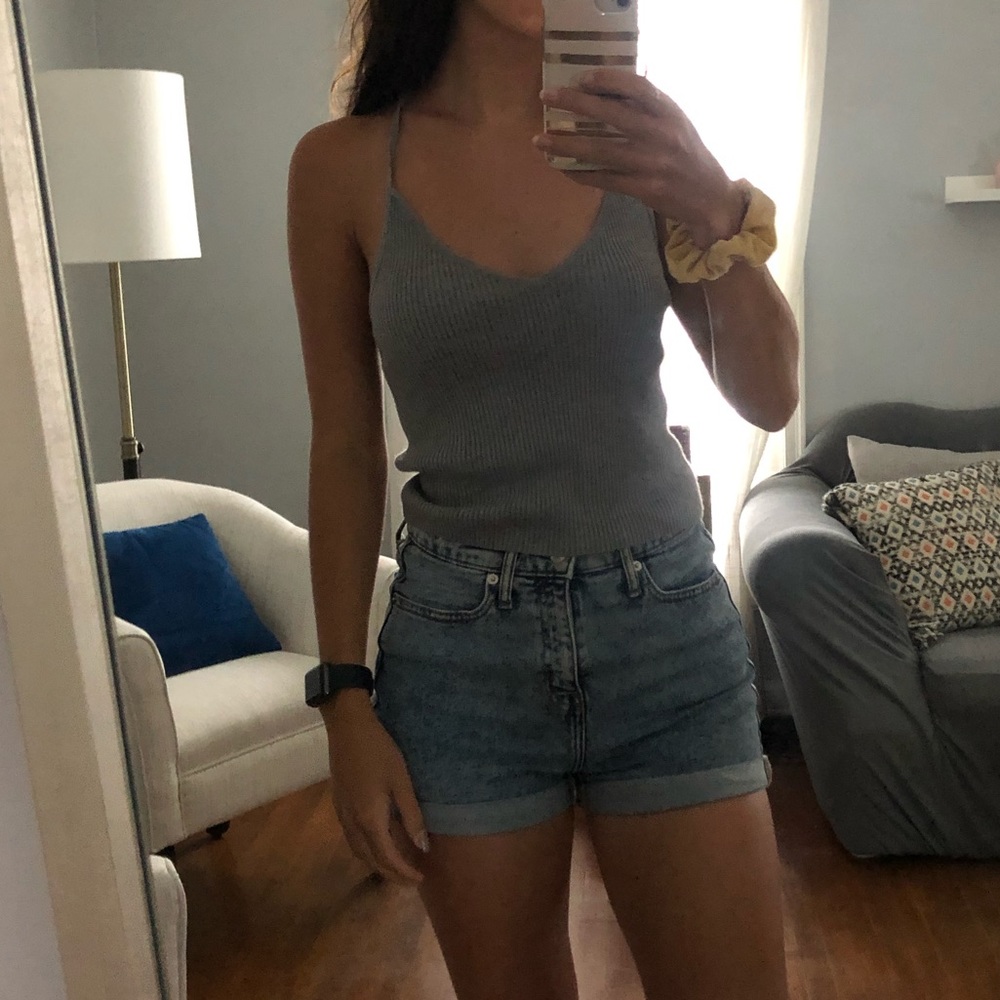 Grey knit tank top.